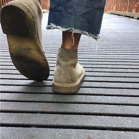 🫶🏽 CLARKS DESERT CHUKKA BOOTIES 🫶🏽 - Picture 6 of 14